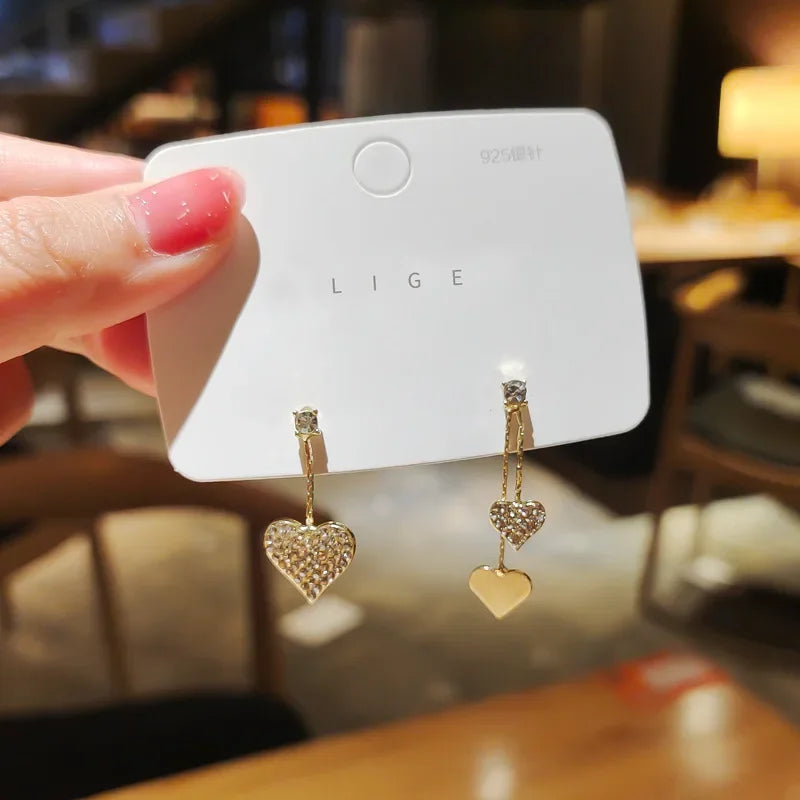 Exaggerated Ocean Shell Texture Stud Earrings