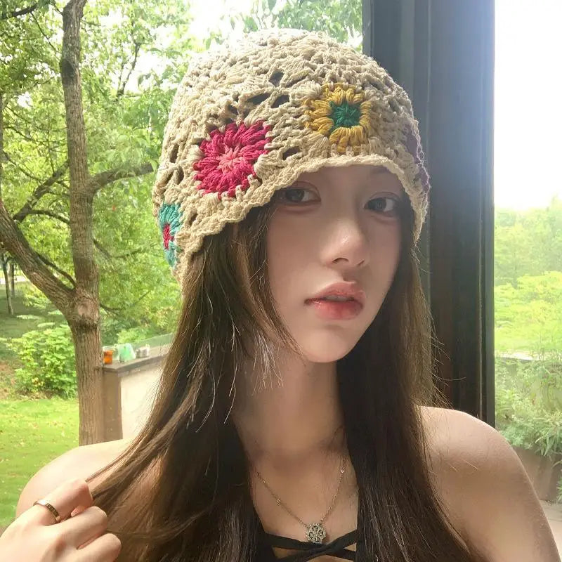 Hollowed Out Knitted Summer Flowers Beret
