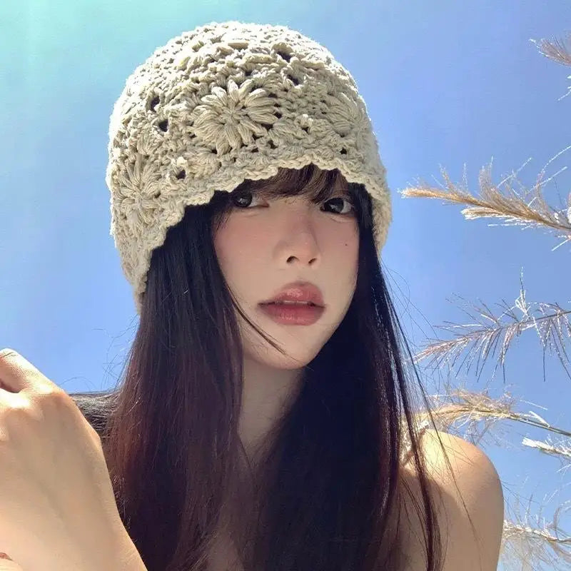 Hollowed Out Knitted Summer Flowers Beret