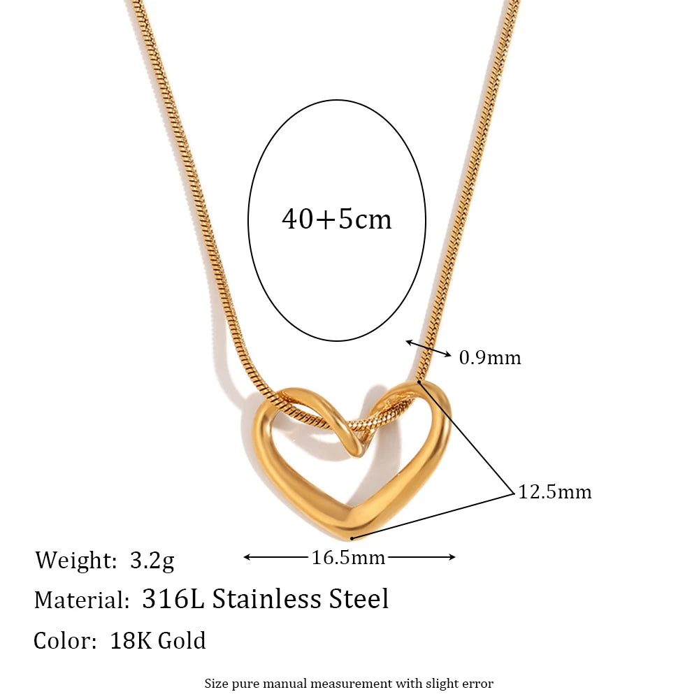 Minimalist Snake Chain Heart Pendant Necklace