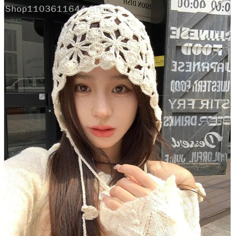 Hollowed Out Knitted Summer Flowers Beret