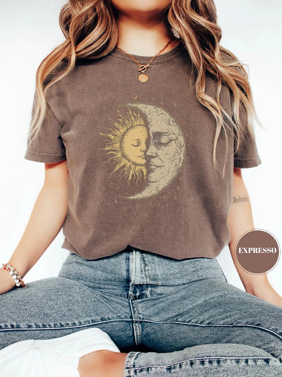 Sun Moon Face Vintage Bohemian T-Shirt Unisex